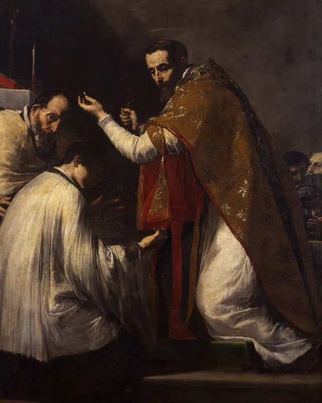 Pintura barroca de un obispo con barba, con capa pluvial bordada en oro sobre vestiduras rojas y blancas, de pie ante un altar y sosteniendo un pequeño objeto entre los dedos, mientras un joven acólito con sobrepelliz blanca se arrodilla ante él y un clérigo mayor se inclina desde la izquierda