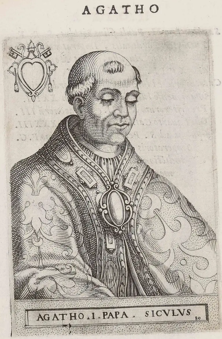 Grabado del siglo XVI de un papa tonsurado y sin barba, de medio cuerpo y con los ojos bajos, con una capa de gran brocado de volutas sujeta por un broche ovalado, con un escudo papal bajo las llaves cruzadas y una tiara arriba a la izquierda, con el encabezado Agatho y la leyenda Agatho I Papa Siculus
